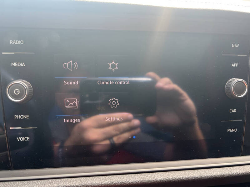 2019 Volkswagen Jetta SEL Premium