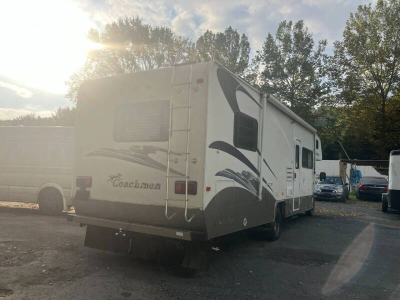 2004 Ford E-Series E-450 SD