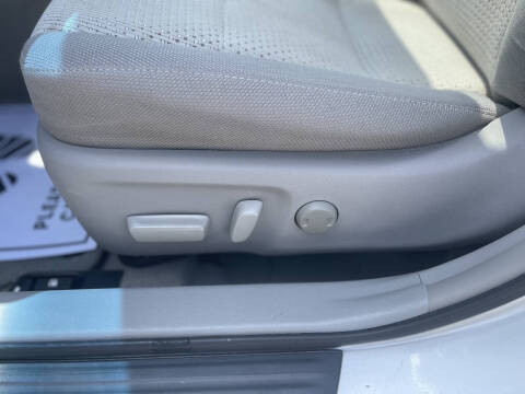 2012 Toyota Camry XLE
