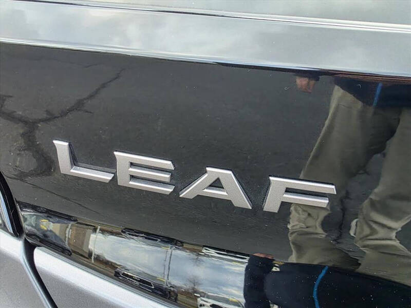 2023 Nissan LEAF SV PLUS