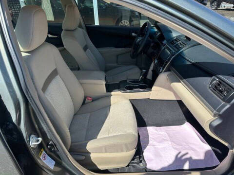 2013 Toyota Camry LE