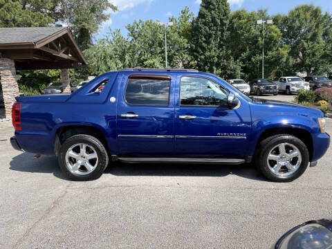 2013 Chevrolet Avalanche LTZ Black Diamond