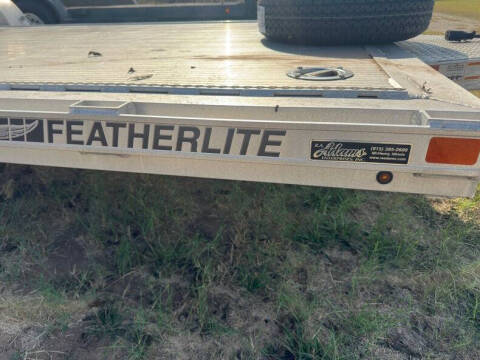 2021 Featherlite Trailer FL3182-20