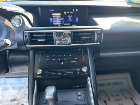 2018 Lexus IS 300