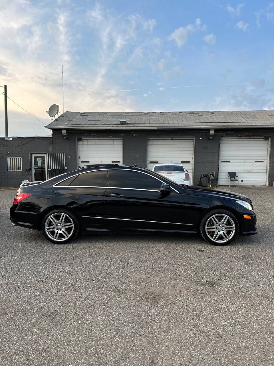 2010 Mercedes-Benz E-Class for sale at Unlimited Auto Sales Inc. in Detroit, MI