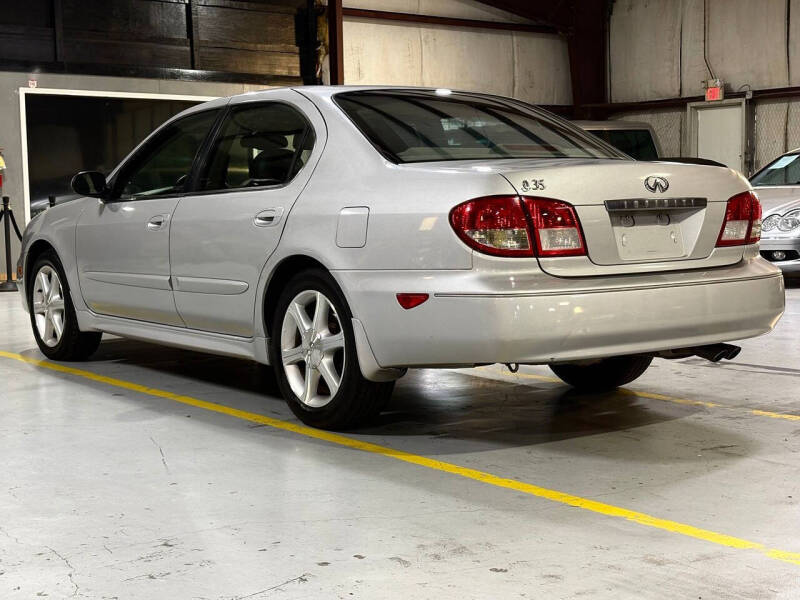 2004 Infiniti I35