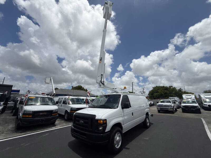 2011 Ford E-Series E-350 SD