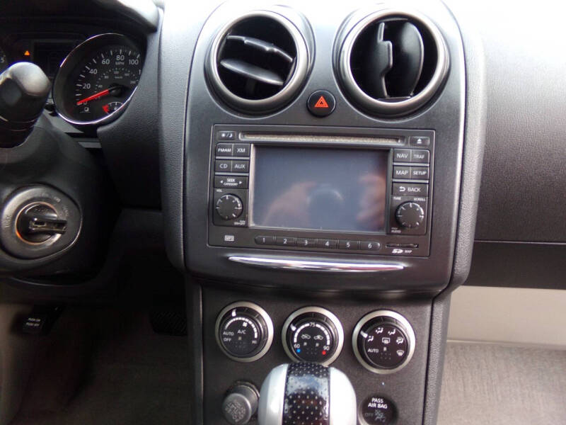 2011 Nissan Rogue SV