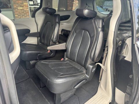 2019 Chrysler Pacifica Touring L