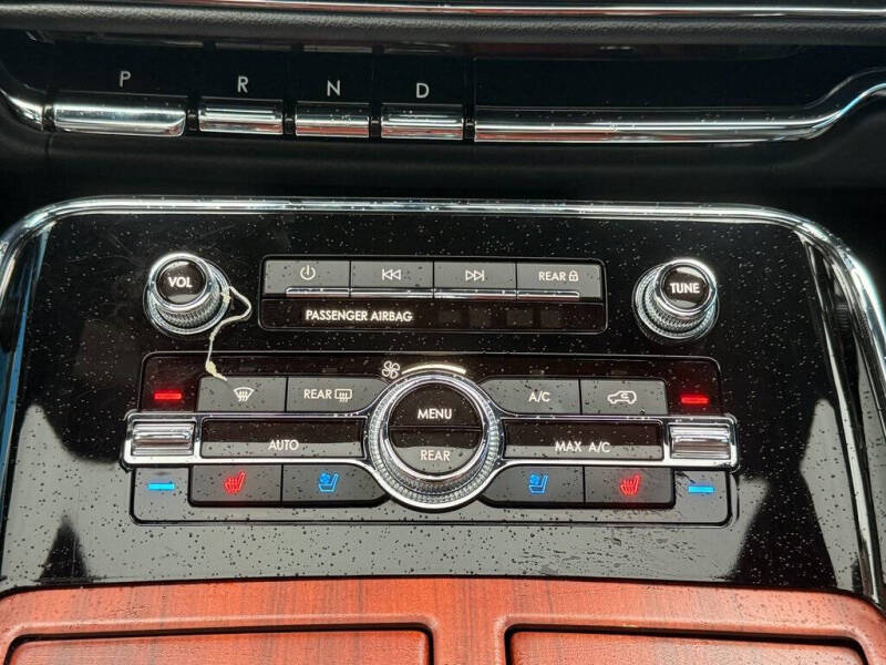 2023 Lincoln Navigator L Reserve