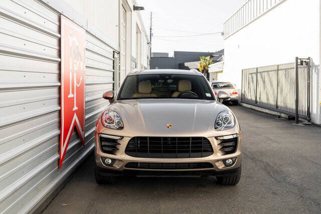 2017 Porsche Macan 41