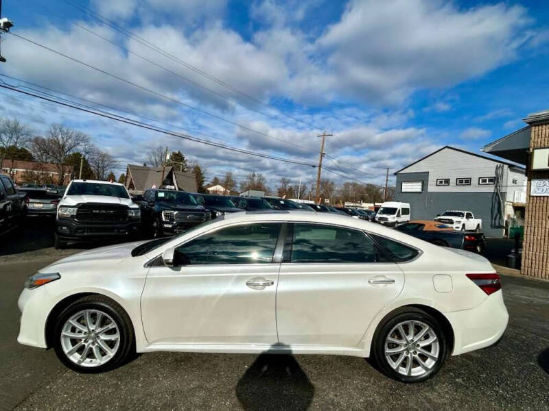 2013 Toyota Avalon XLE