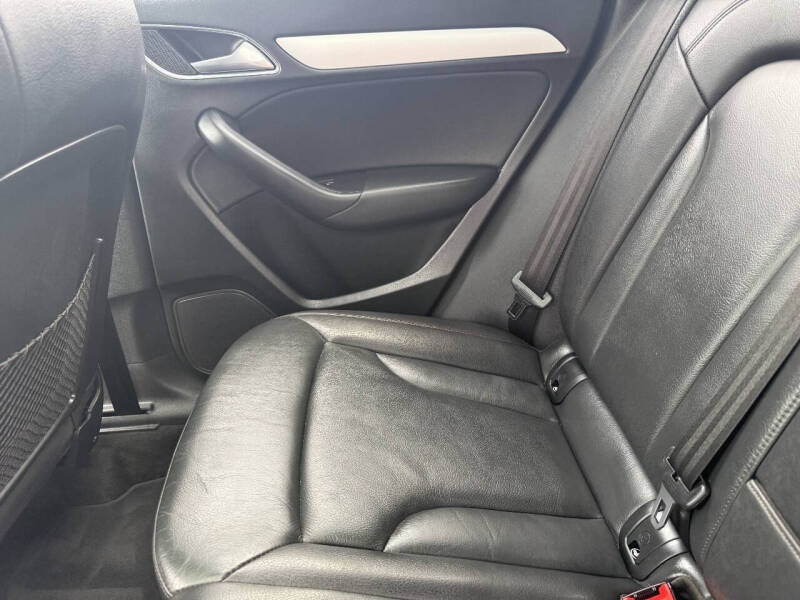 2018 Audi Q3 2.0T quattro Premium