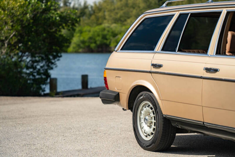 1981 Mercedes-Benz 300-Class 300 TD