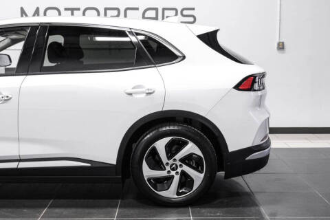 2023 VinFast VF8 Eco City Edition