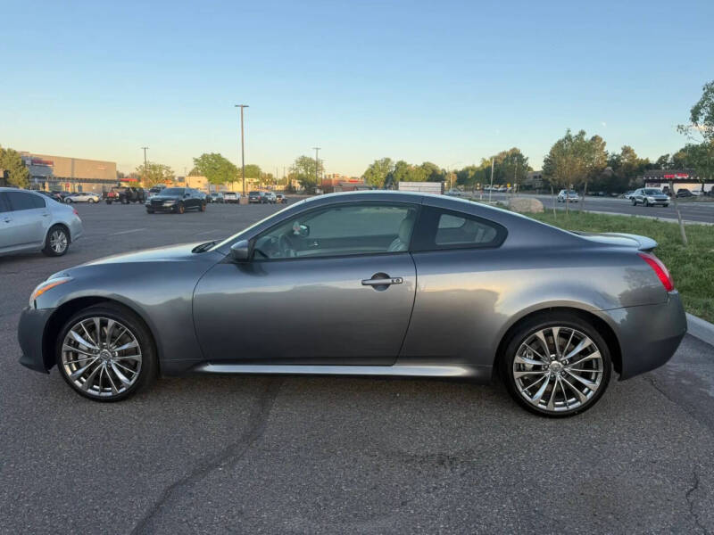 2011 Infiniti G37 Coupe x