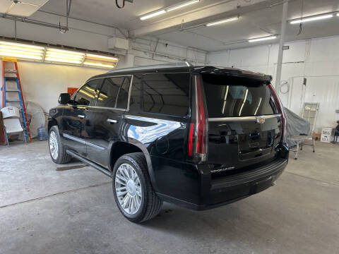 2016 Cadillac Escalade Platinum