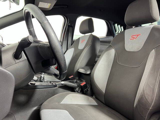 2017 Ford Focus ST