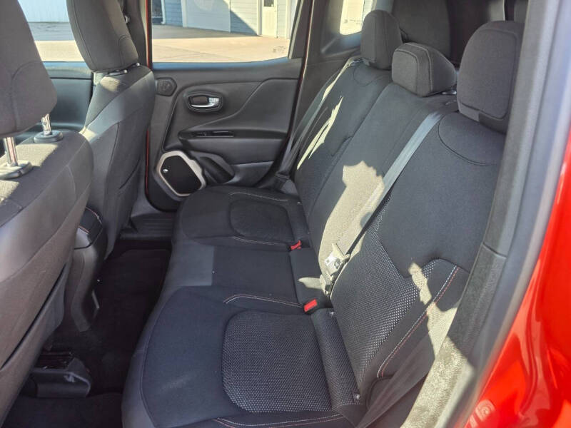 2016 Jeep Renegade Latitude 75th Anniversary