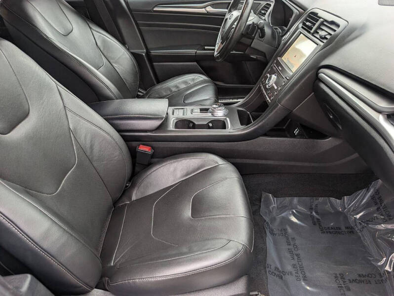 2020 Ford Fusion Titanium
