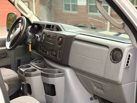 2012 Ford E-Series E-150