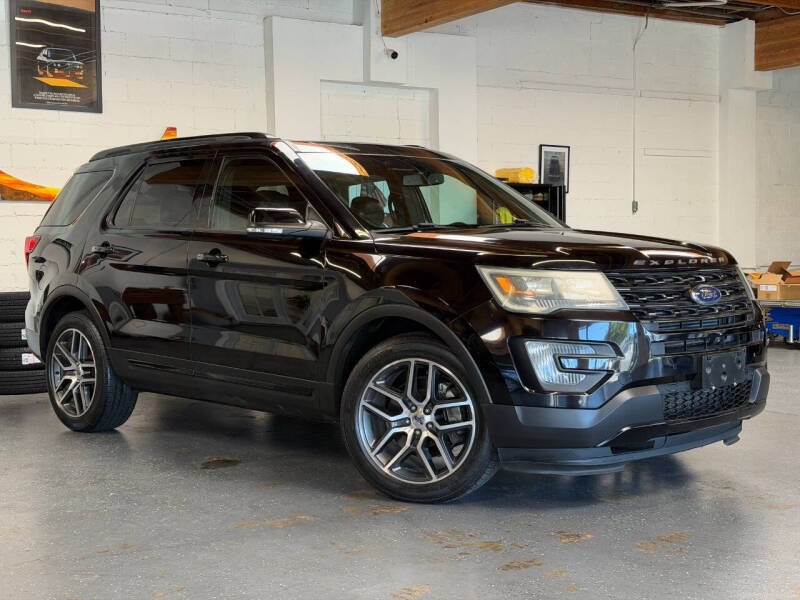 2016 Ford Explorer Sport