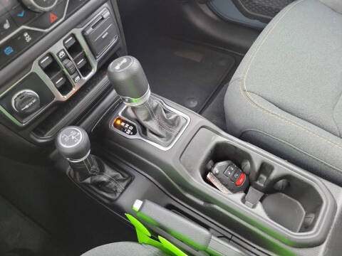2025 Jeep Wrangler Sahara 4xe