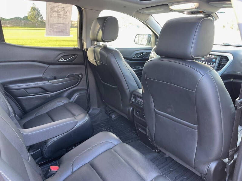 2017 GMC Acadia SLT-1