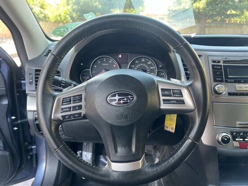 2013 Subaru Outback 2.5i Premium