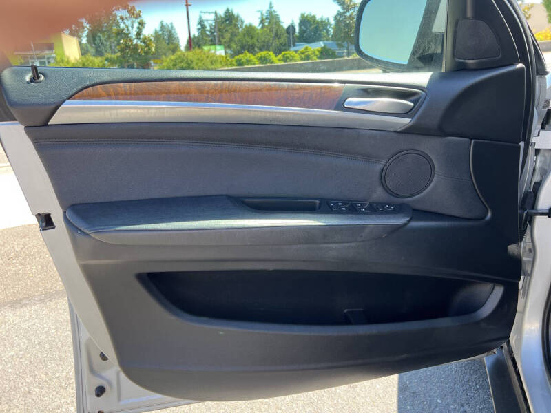 2013 BMW X6 xDrive35i