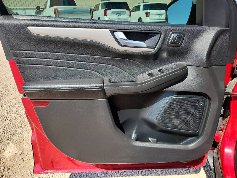 2022 Ford Escape SEL