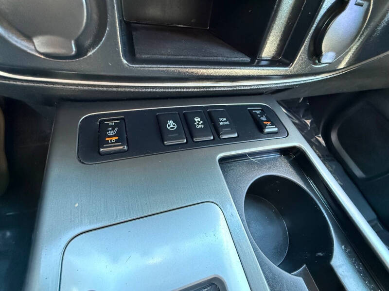 2015 Nissan Armada Platinum