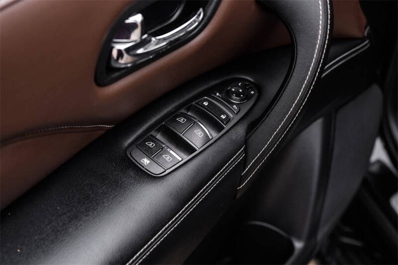 2022 Infiniti QX80 Premium Select