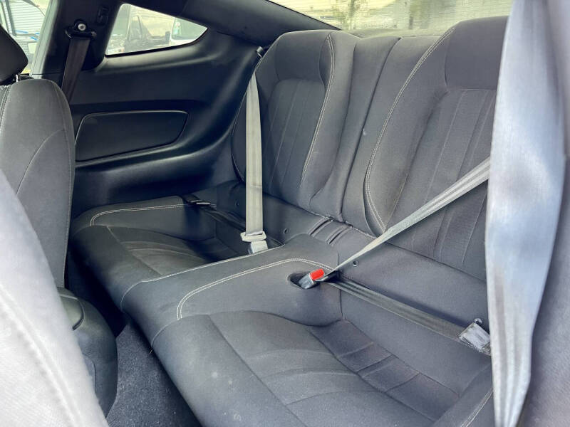 2022 Ford Mustang EcoBoost