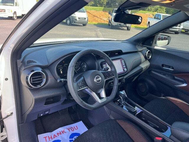 2023 Nissan Kicks 38