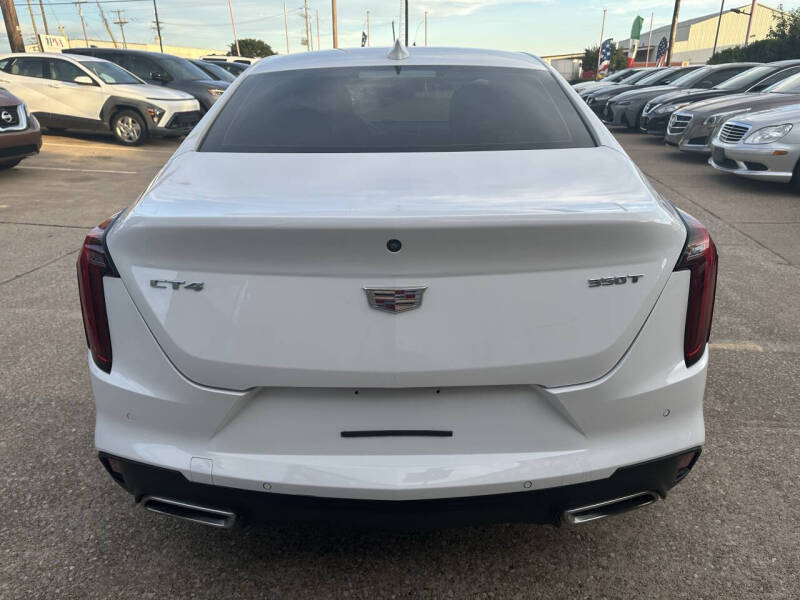 2024 Cadillac CT4 Luxury