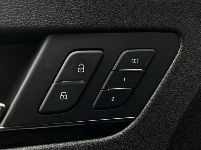 2019 Audi Q5 quattro Premium 45 TFSI