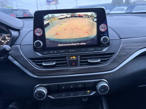 2025 Nissan Altima 2.5 SV