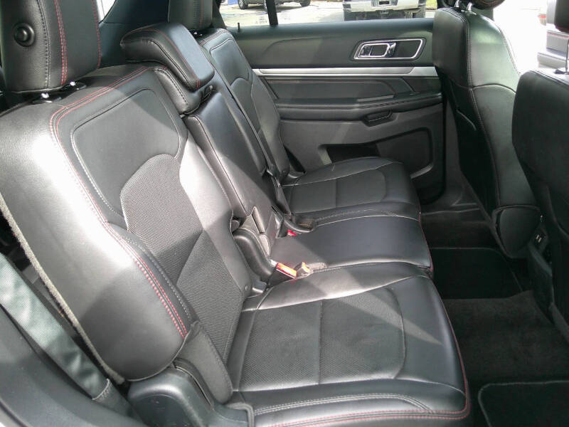 2017 Ford Explorer Sport