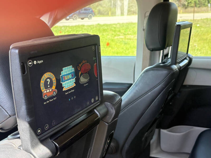 2018 Chrysler Pacifica Touring L Plus