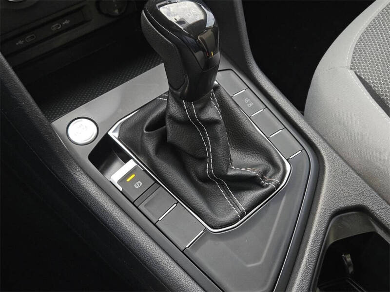 2022 Volkswagen Taos S