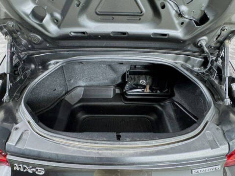 2021 Mazda MX-5 Miata RF Club