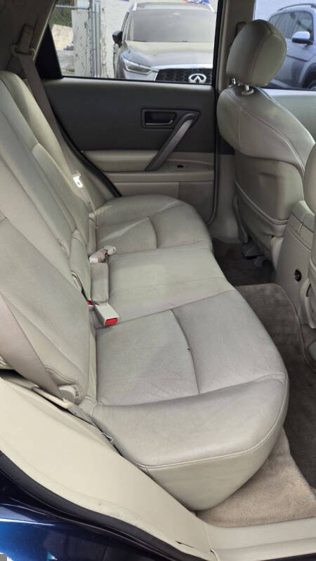 2005 Infiniti FX35