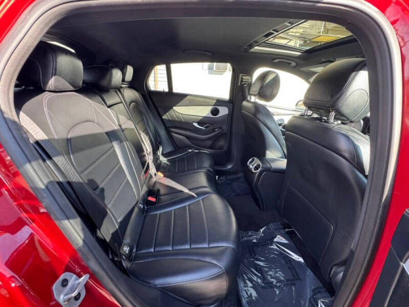 2023 Mercedes-Benz GLC GLC 300 4MATIC