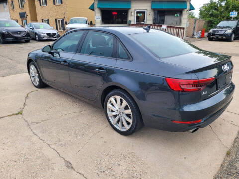 2017 Audi A4 2.0T quattro Premium