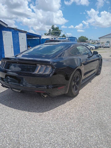 2016 Ford Mustang V6