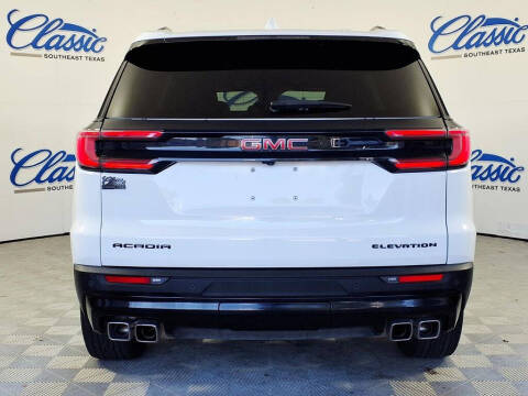 2025 GMC Acadia Elevation