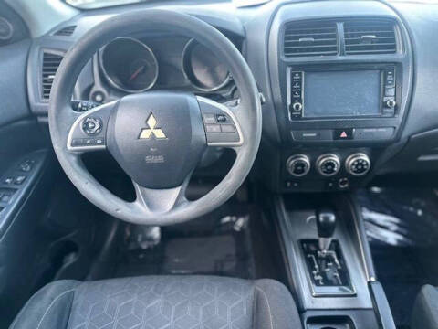 2020 Mitsubishi Outlander Sport ES