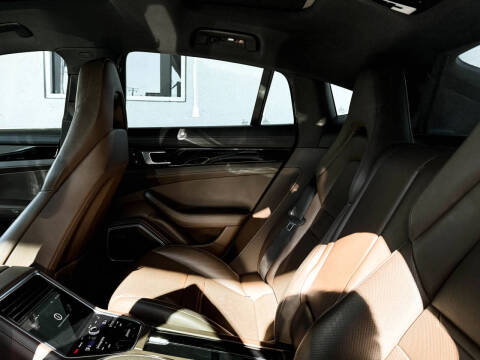 2022 Porsche Panamera 4S E-Hybrid