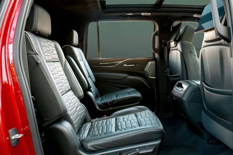 2023 Cadillac Escalade-V ESV